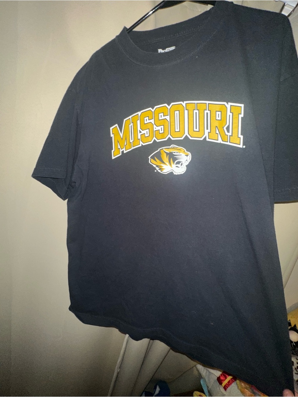 University of Missouri Tigers graphic t-shirt men’s size xl